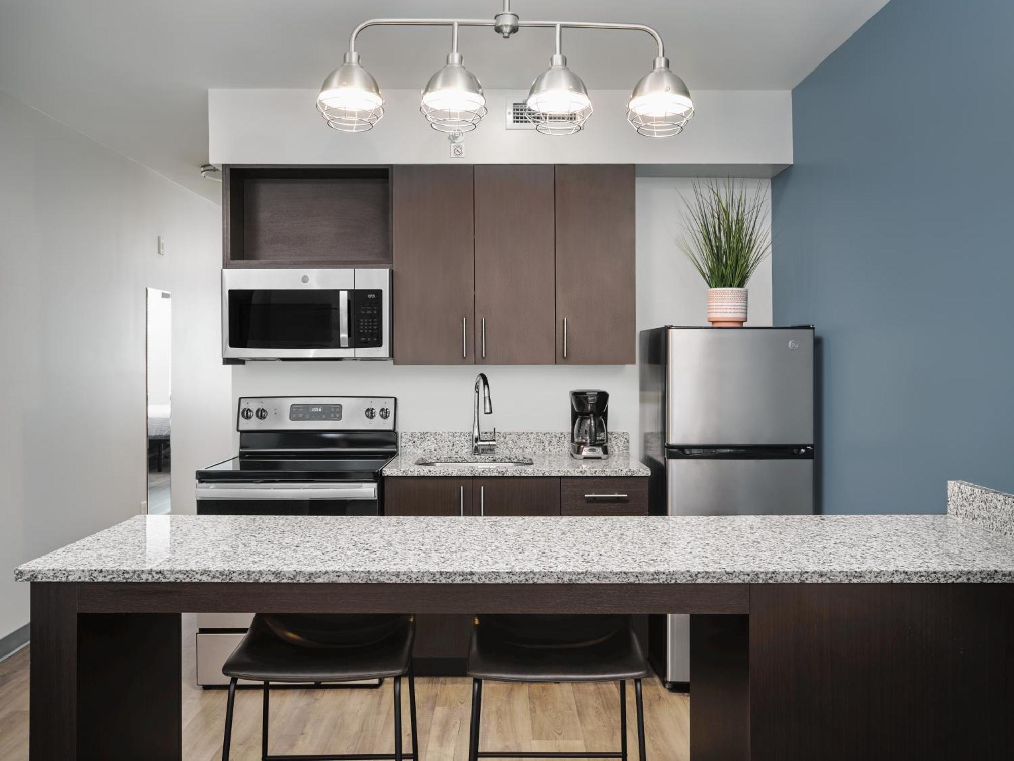 Stayapt Suites Port Arthur Bagian luar foto