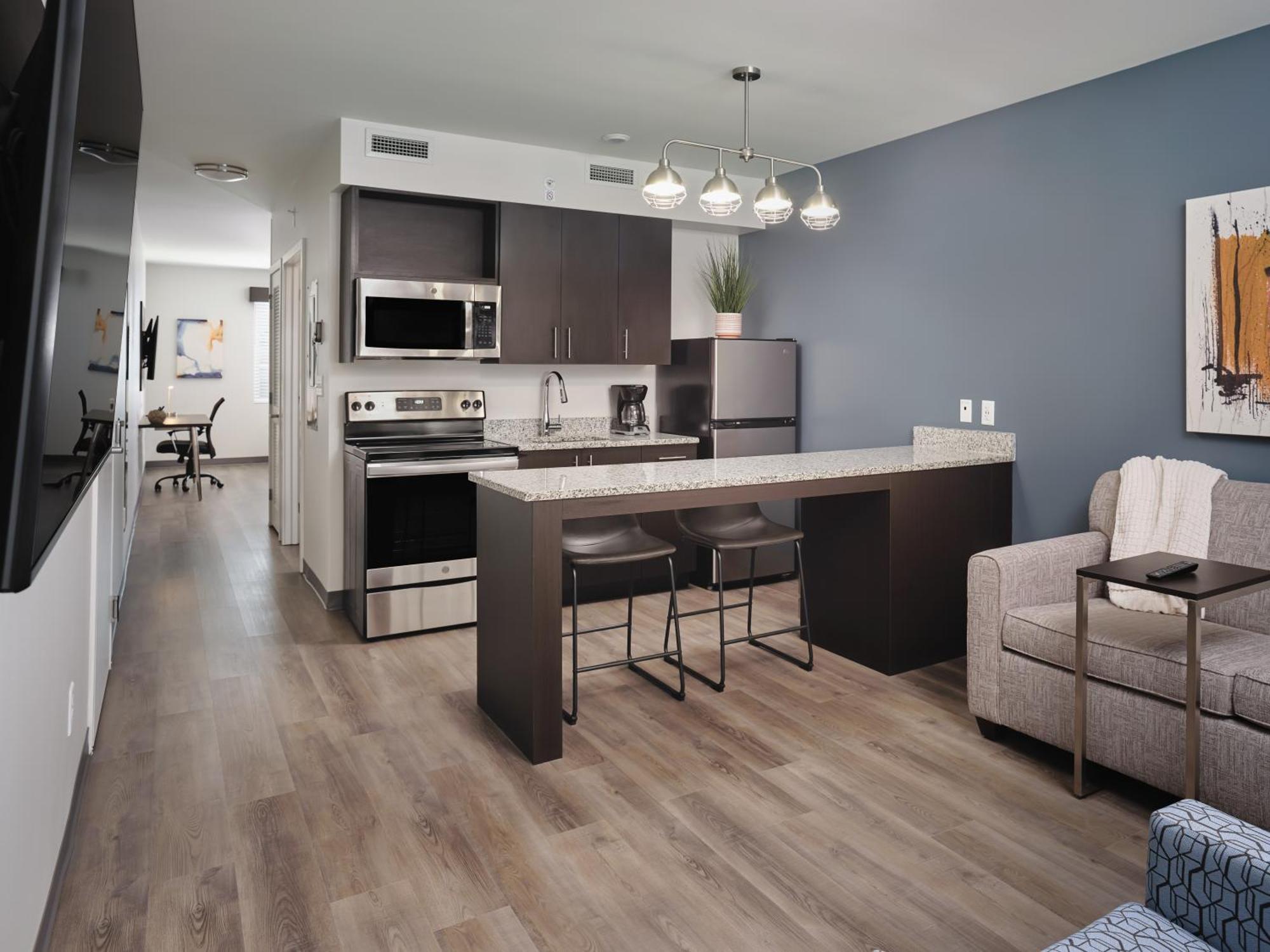 Stayapt Suites Port Arthur Bagian luar foto