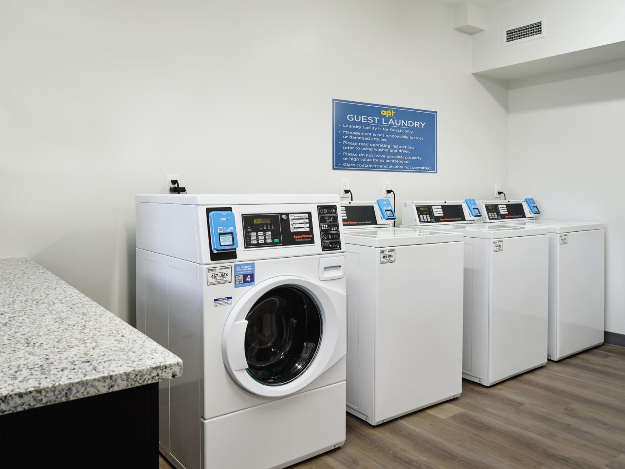 Stayapt Suites Port Arthur Bagian luar foto