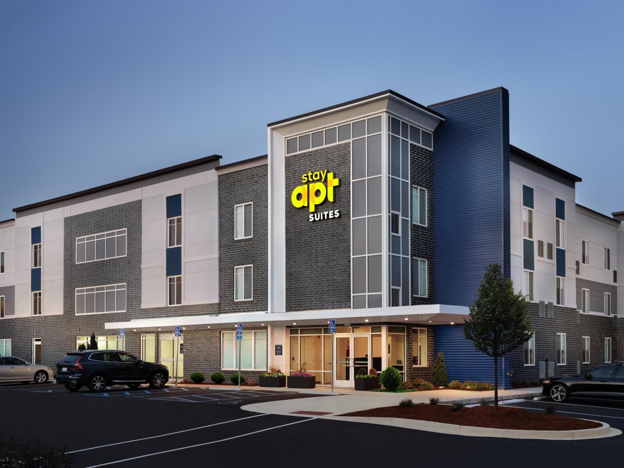 Stayapt Suites Port Arthur Bagian luar foto